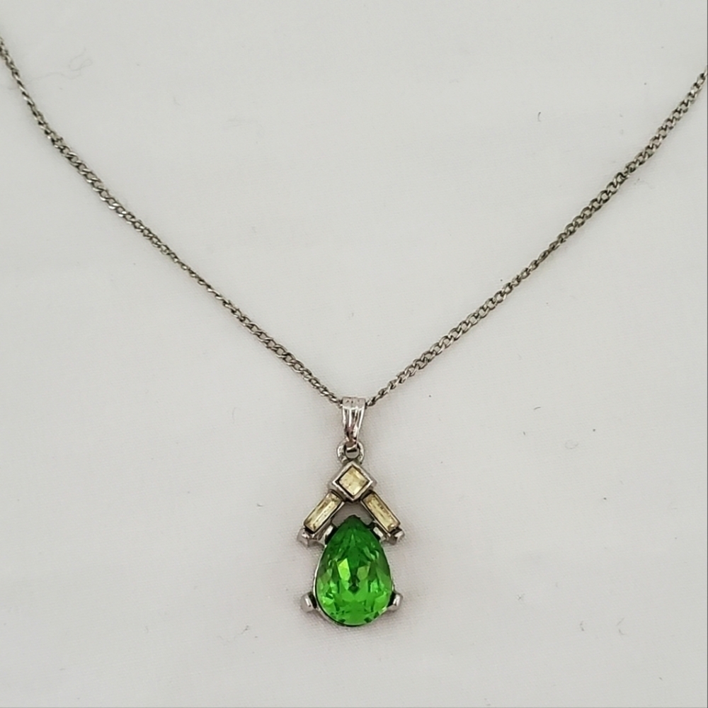 Vintage Trifari Necklace - Picture 7 of 12